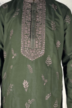 Mehndi colour kurta top and dupatta with embroidery