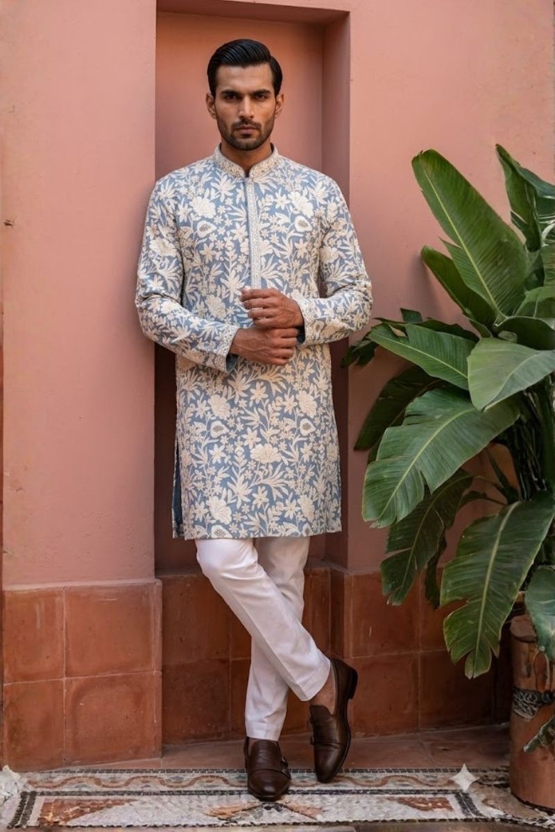 Grey colour kurta set with thread work and minimal zari embroidery