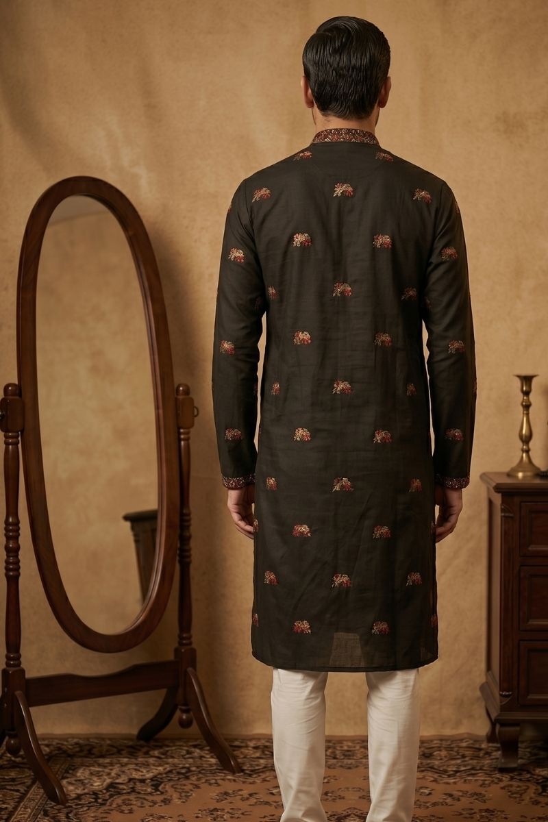 Black kurta top with thread work and elephant design and pant