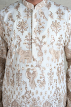 White kurta top with thread work and embroidery