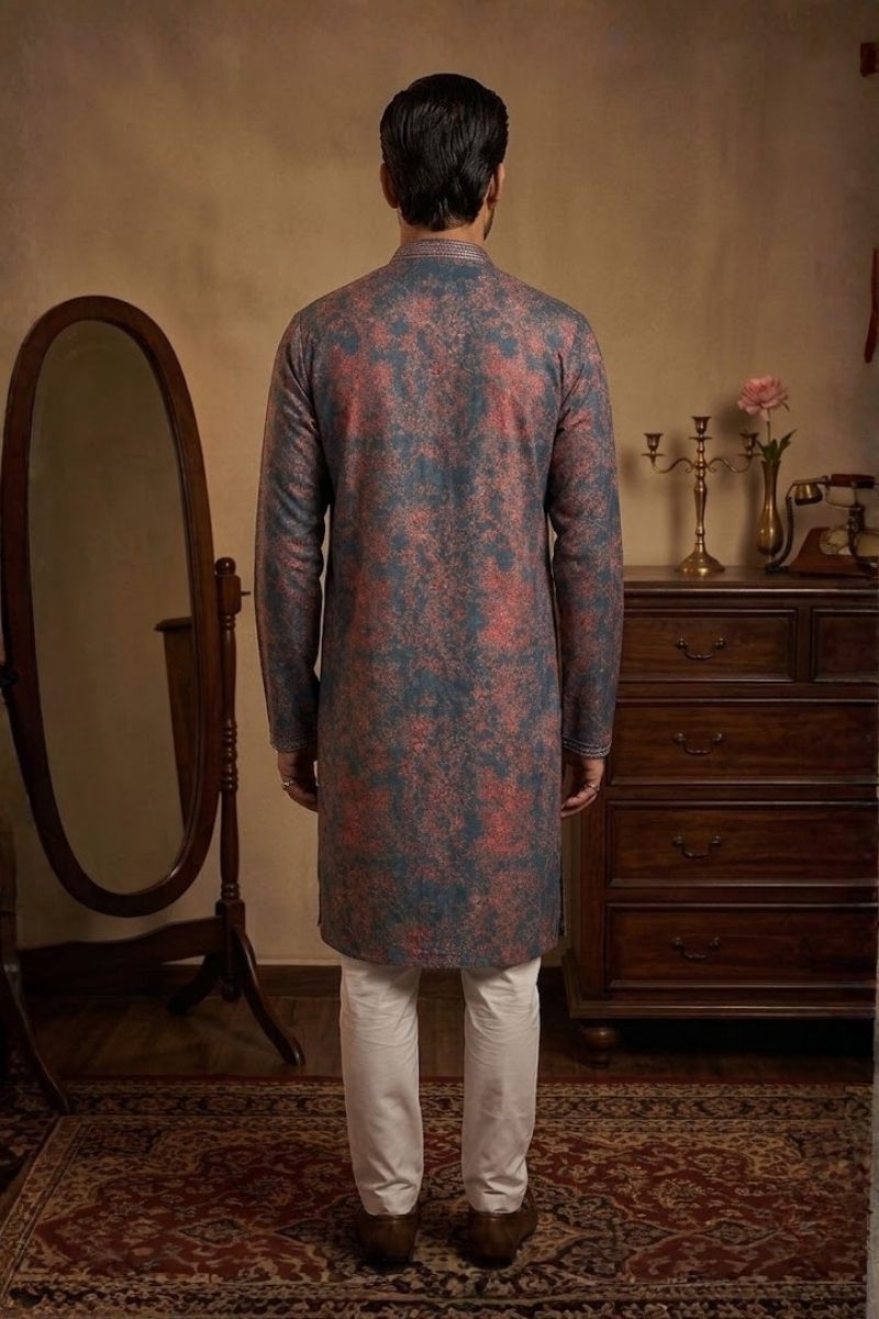 Navy blue kurta set with allover print