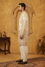 White kurta top with thread work and embroidery with pant