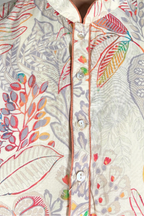White colour kurta with allover floral printed design