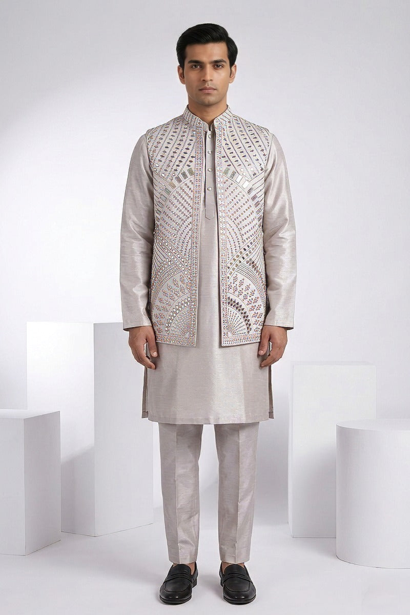 Onion kurta set with mirror and thread work bundi