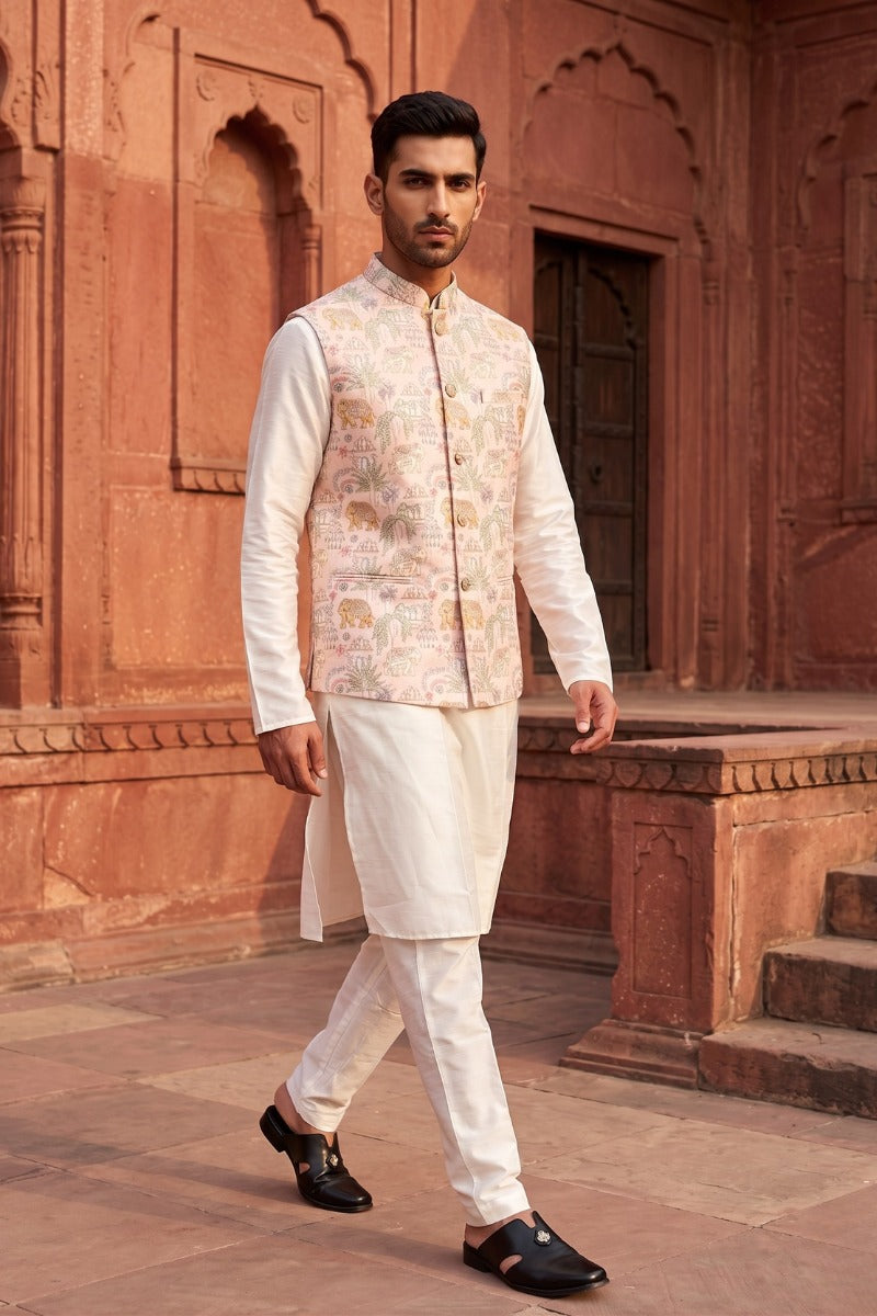 Pink colour half sleeves bundi with allover printed motifs