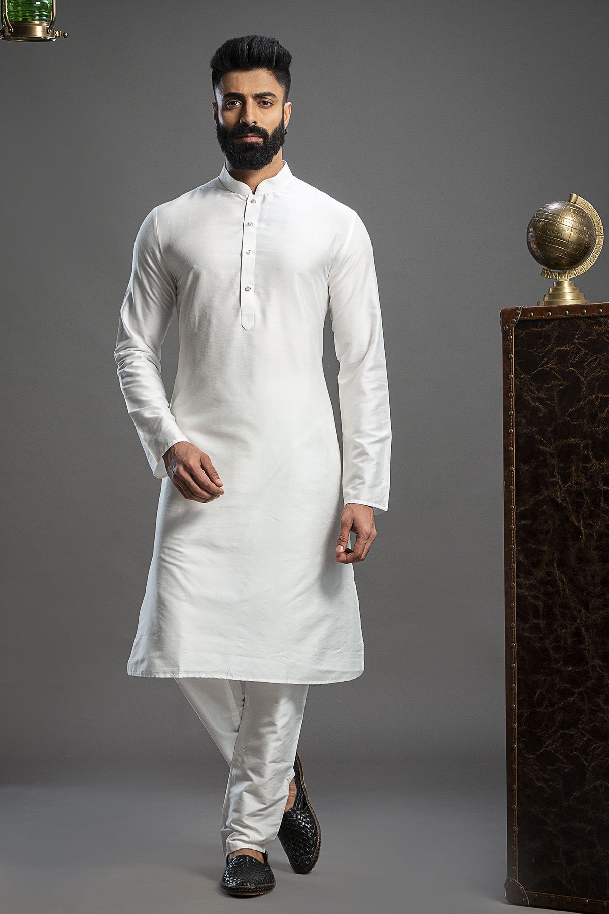 Plain off white kurta set –
